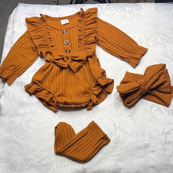 Other - Rust Orange Baby Romper Set with Bow and Leg Warmers